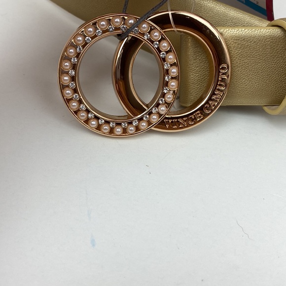 Vince Camuto gold belt, buckle with pearl & rhinestone accents NWT, size M - Picture 3 of 11